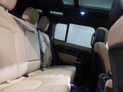 2025 LAND Rover DEFENDER — миниатюра 35