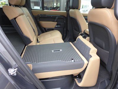 2025 LAND Rover DEFENDER — миниатюра 72