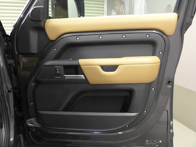 2025 LAND Rover DEFENDER — миниатюра 21