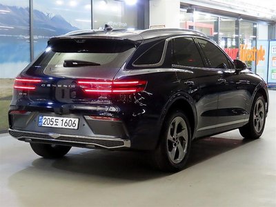 GENESIS GV70 - 3