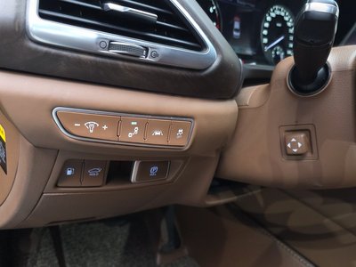 2019 Genesis G90 缩略图 12