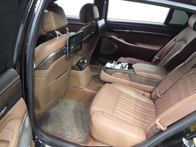2019 Genesis G90 缩略图 11