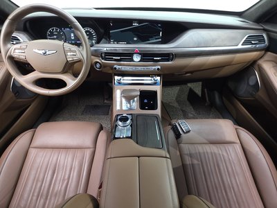 2019 Genesis G90 photo 5
