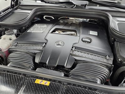 MERCEDES-BENZ GLS - 7
