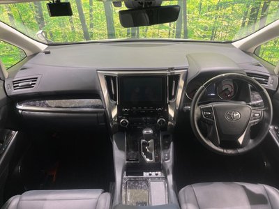 TOYOTA ALPHARD - 2