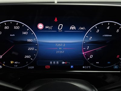 MERCEDES-BENZ E-CLASS - 8