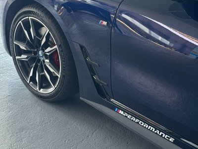 2022 BMW I4 photo 2