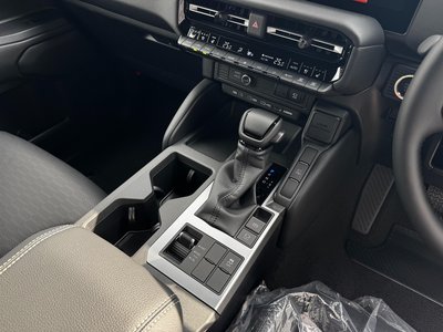 2026 Toyota LAND CRUISER 250 照片 14