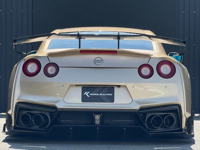 NISSAN GT-R - 9