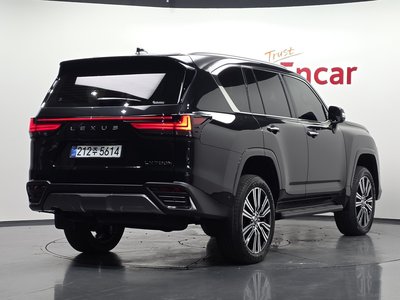 صورة 3 لـ 2026 Lexus LX
