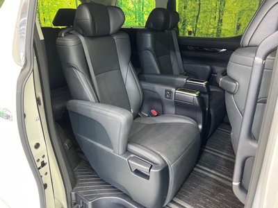 TOYOTA ALPHARD - 9