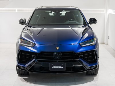 LAMBORGHINI URUS - 5