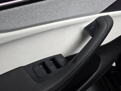 2025 Tesla MODEL Y 缩略图 27