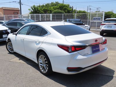 صورة 9 لـ 2022 Lexus ES