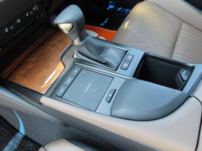 2022 Lexus ES 缩略图 70