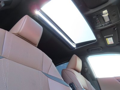 2022 Lexus ES 缩略图 18