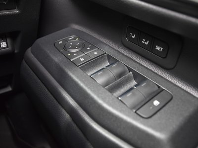 2025 Toyota LAND CRUISER 250 thumbnail 37