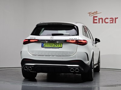 MERCEDES-BENZ GLC - 3