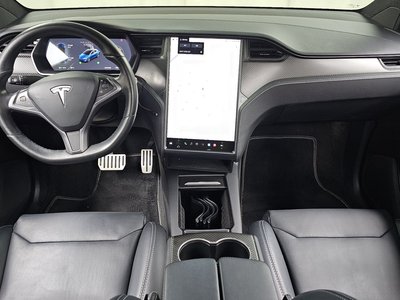 2019 Tesla MODEL X — фото 5