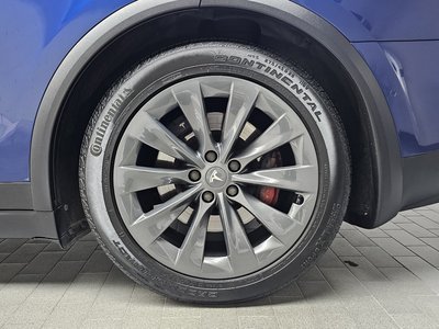 2019 Tesla MODEL X — фото 8