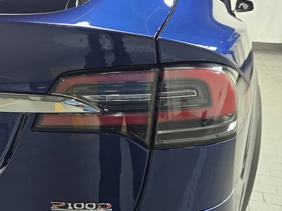 2019 Tesla MODEL X — фото 10