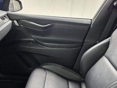 2019 Tesla MODEL X 缩略图 15