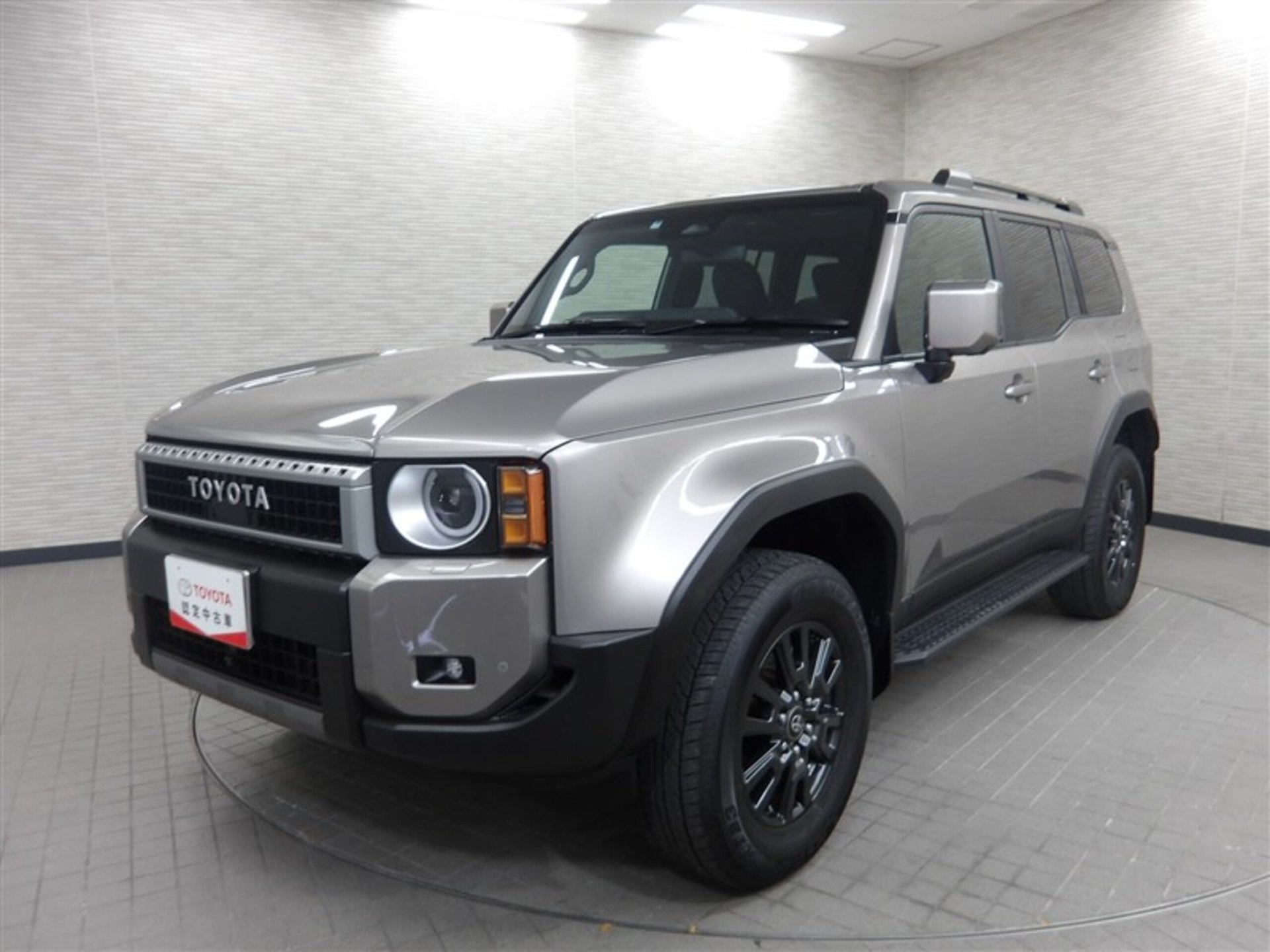 TOYOTA LAND CRUISER 250 - View 1