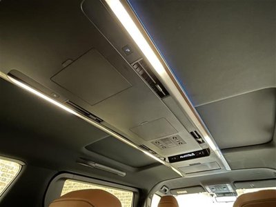 TOYOTA VELLFIRE - 4