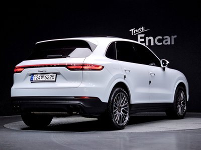 PORSCHE CAYENNE - 3