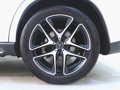 2020 Mercedes-BENZ GLE AMG — миниатюра 32