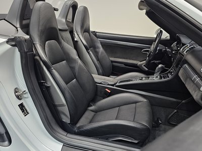 PORSCHE BOXSTER - 10