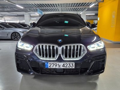 2022 BMW X6 — фото 2