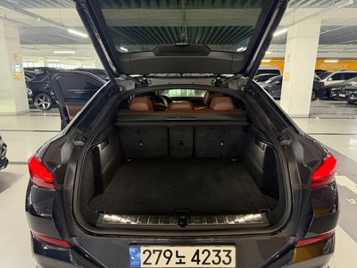 2022 BMW X6 thumbnail 12