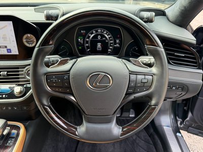 2023 Lexus LS — миниатюра 43