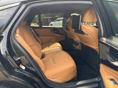 2023 Lexus LS — миниатюра 65