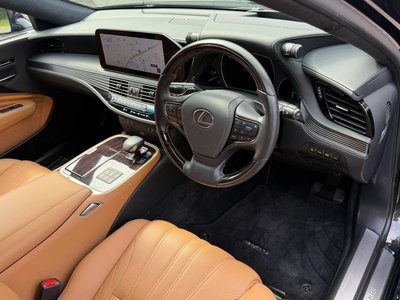 2023 Lexus LS — миниатюра 42