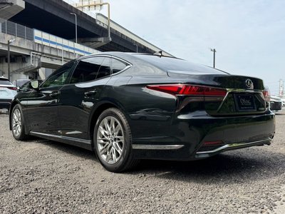 2023 Lexus LS — миниатюра 31