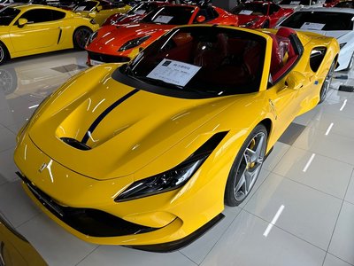 FERRARI F8 SPIDER - 1