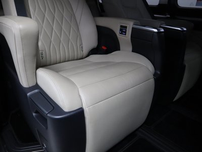 صورة مصغرة 40 لـ 2019 Toyota GRAND ACE