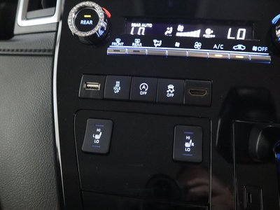 صورة مصغرة 29 لـ 2019 Toyota GRAND ACE