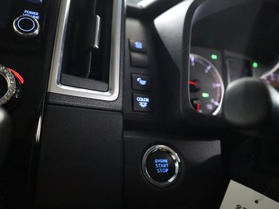 صورة مصغرة 30 لـ 2019 Toyota GRAND ACE