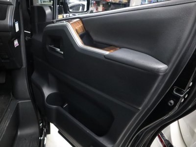 صورة مصغرة 53 لـ 2019 Toyota GRAND ACE