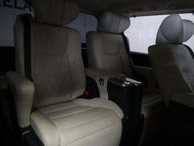صورة مصغرة 41 لـ 2019 Toyota GRAND ACE