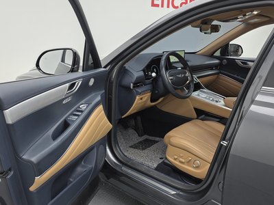 2022 Genesis GV80 photo 10