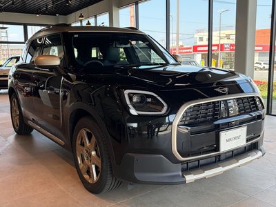 MINI COUNTRYMAN - 3