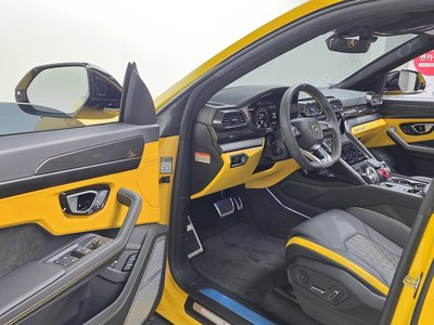 2024 Lamborghini URUS 照片 10