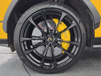 2024 Lamborghini URUS 照片 6