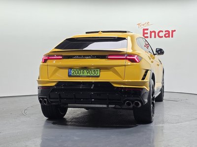 2024 Lamborghini URUS 照片 4