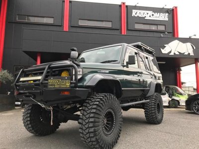 TOYOTA LAND CRUISER 70