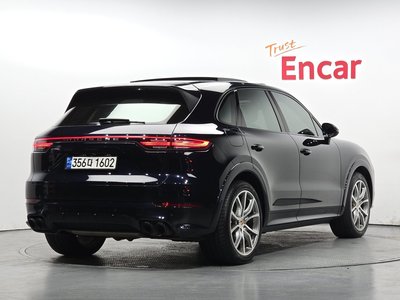PORSCHE CAYENNE - 3